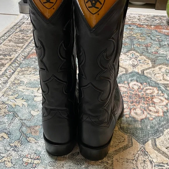 DanPost Black Leather Bexar Boots.
DP 2295 - Picture 3 of 8